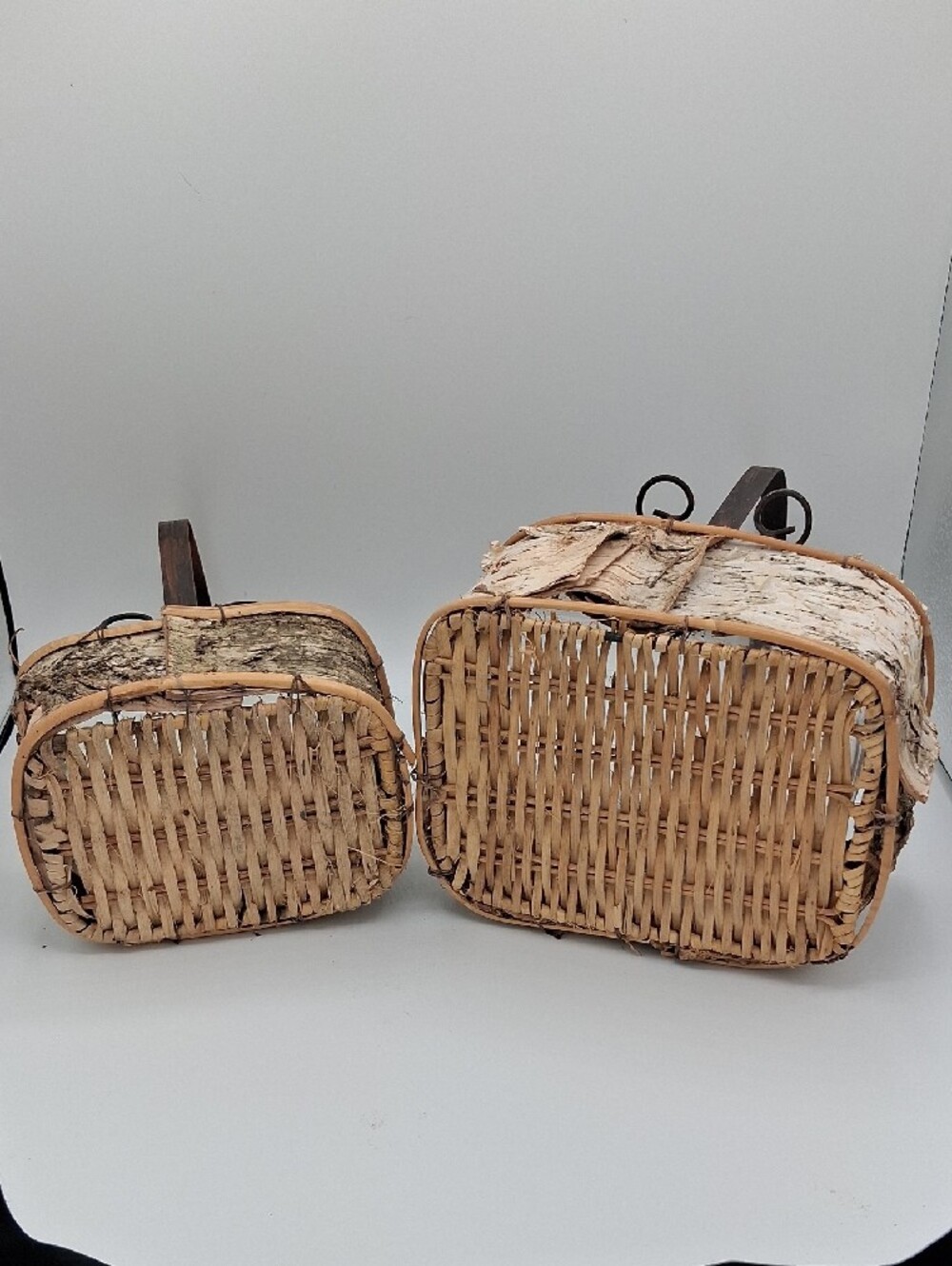 Rustic Birch Bark Baskets with Curled Metal Handle - Picture 4 of 4